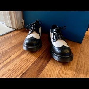 NEW Dirty Laundry Wingtip Shoes Size 9.5